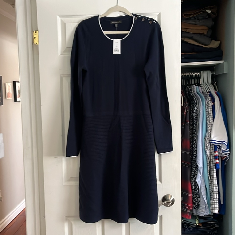 Women’s Banana Republic knit dress